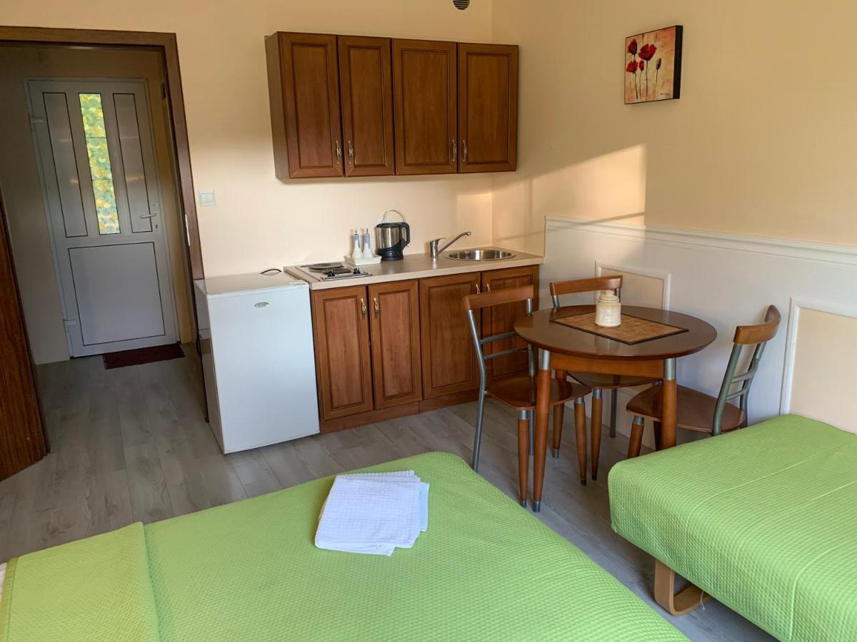 Apartamenty I Pokoje Magnolia Dzwirzyno Exterior photo