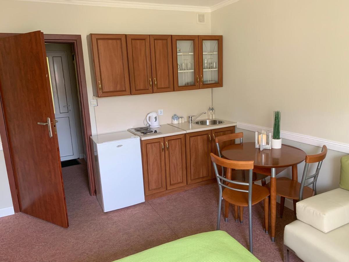 Apartamenty I Pokoje Magnolia Dzwirzyno Exterior photo